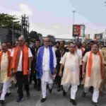 नशामुक्ति का संदेश लेकर राज्यपाल डेका की पदयात्रा, लोगों को दिलाया संकल्प