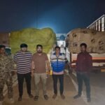 झारखंड से धान की अवैध खेप लाते दो पिकअप पकड़े गए